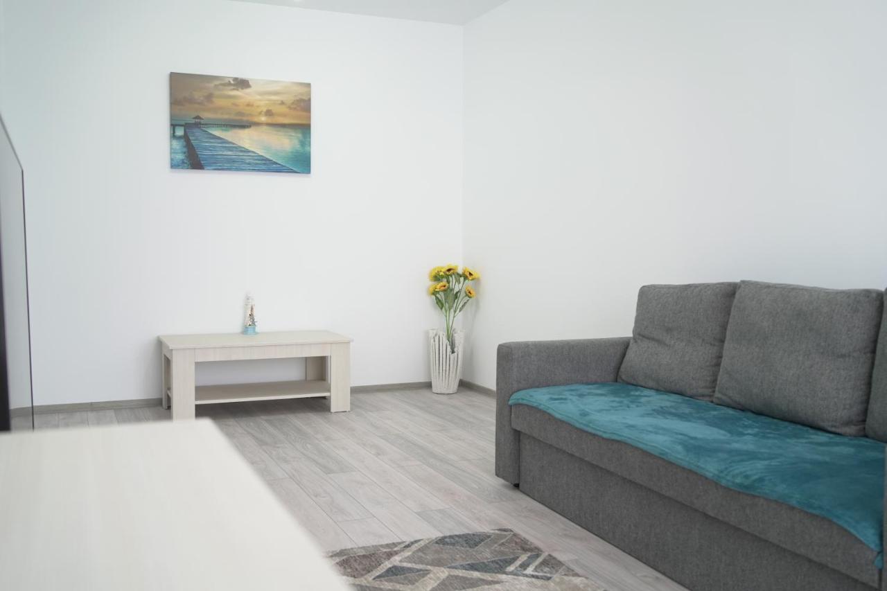 Peace House Apartment Oradea Ngoại thất bức ảnh